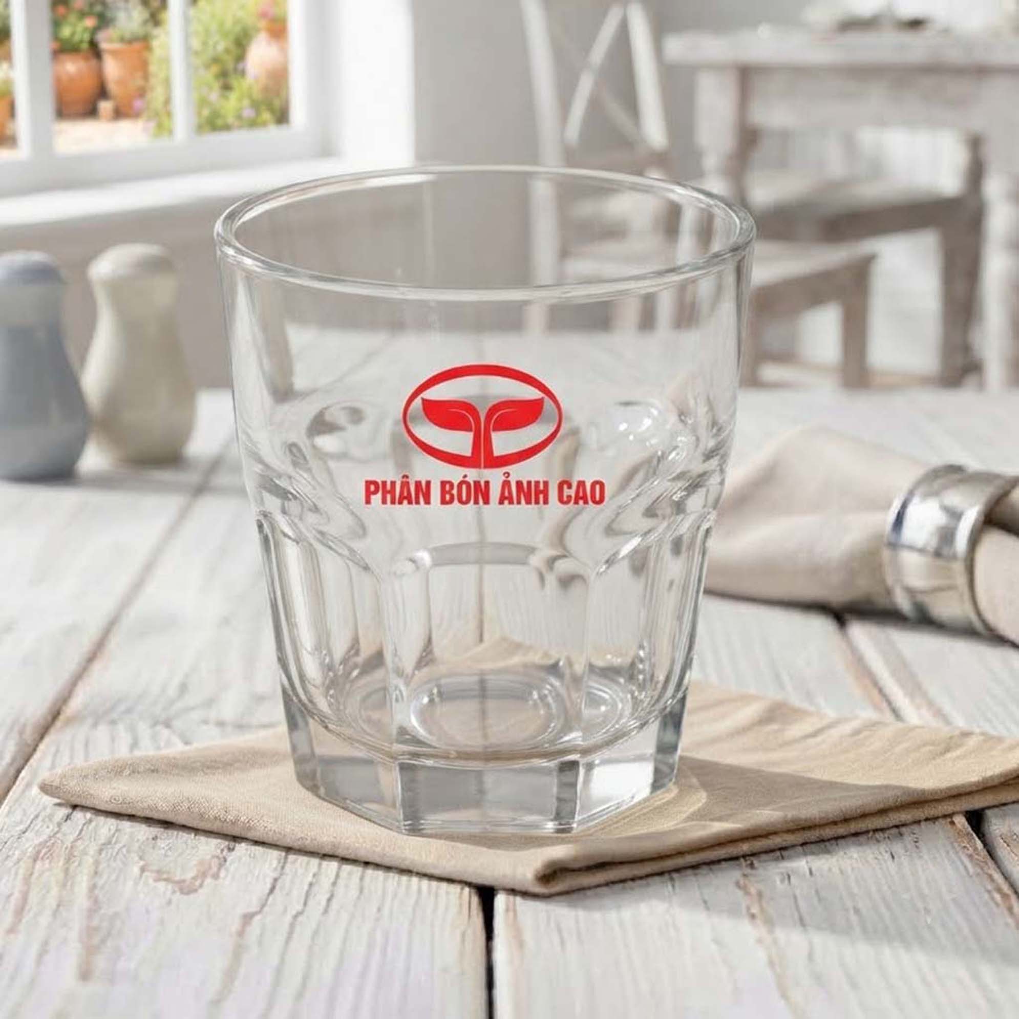 Ly thủy tinh sọc in logo làm quà tặng khuyến mãi với dung tích 270ml